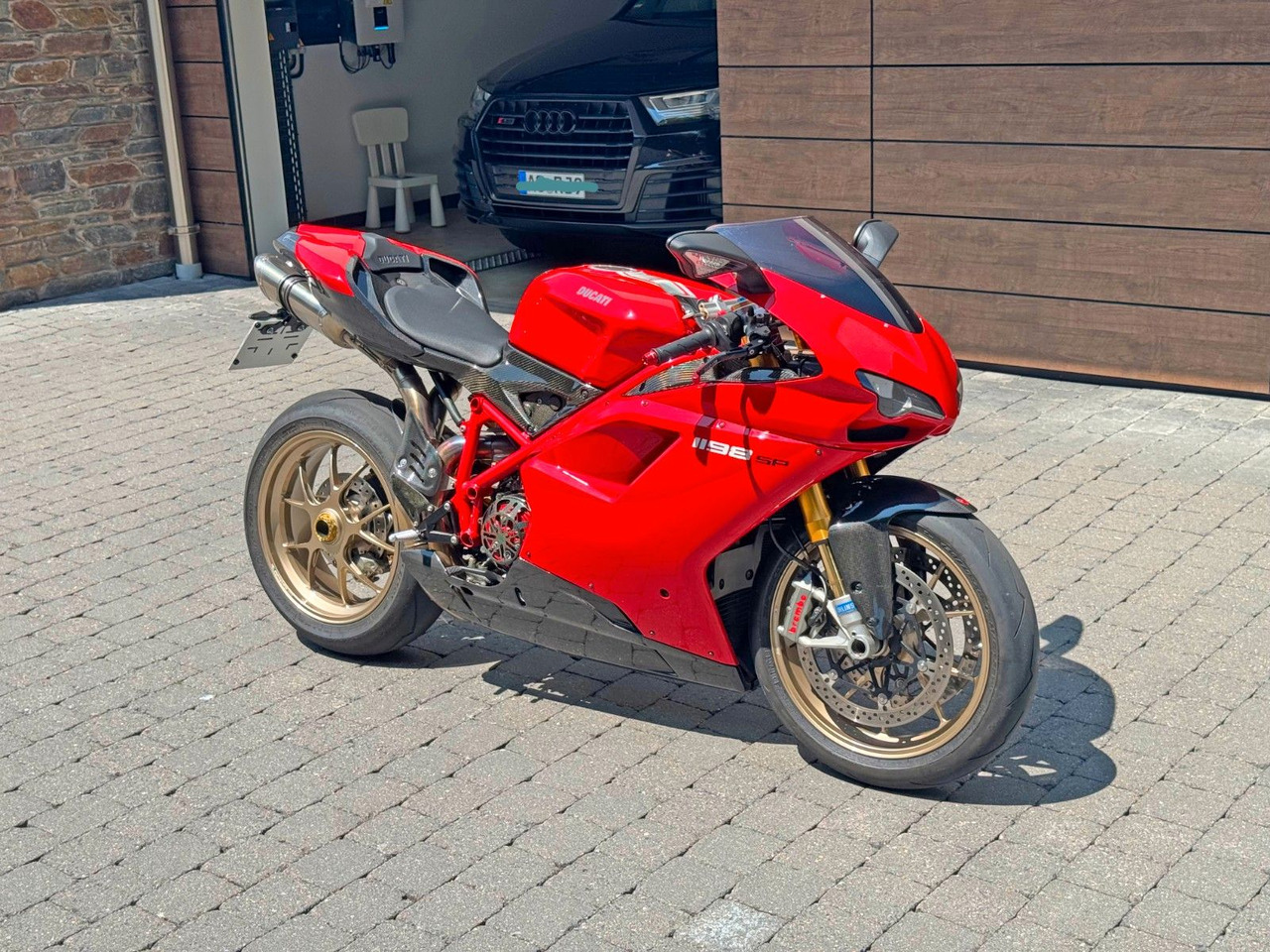 Ducati 1198 SP NEUWERTIG große Wartung neu - Motorcycle: picture 1 Ducati 1198 SP NEUWERTIG große Wartung neu - Motorcycle: picture 1