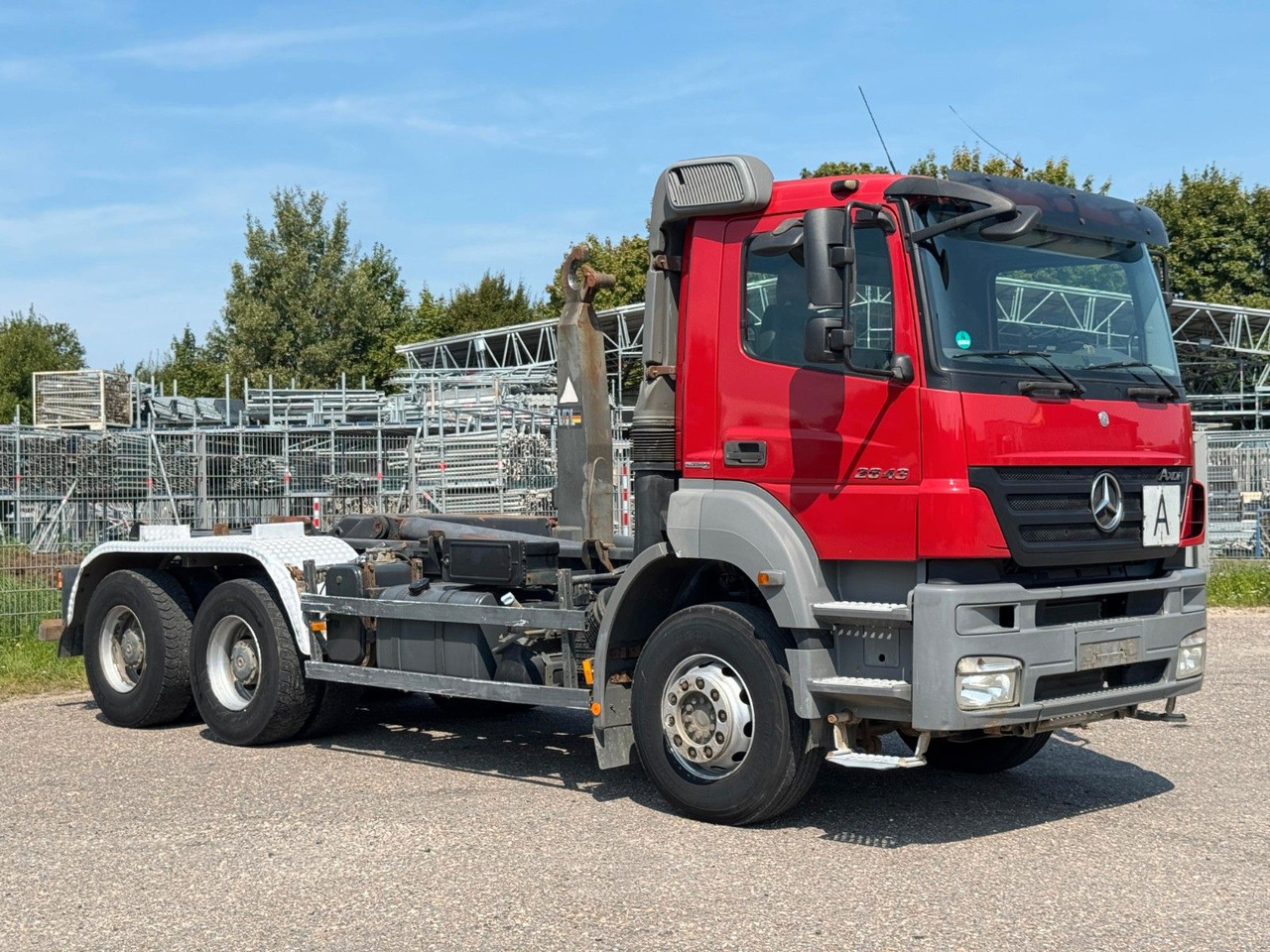 Mercedes-Benz 2643 6x4 VDL hydr. Federstütze | Klima | 6,5m - Hook lift truck: picture 4 Mercedes-Benz 2643 6x4 VDL hydr. Federstütze | Klima | 6,5m - Hook lift truck: picture 4