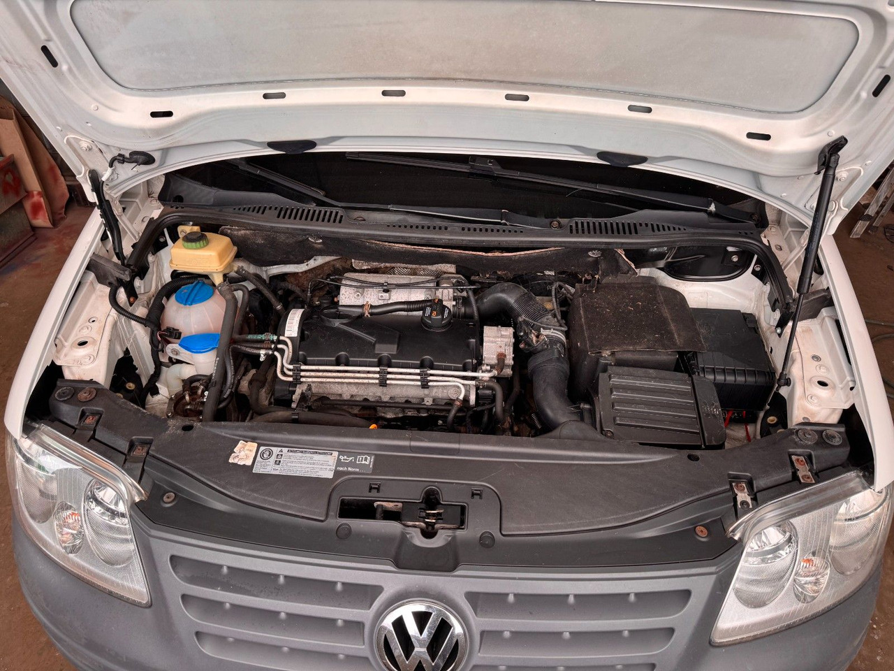 Volkswagen Caddy 69 PS Diesel - Small van: picture 3 Volkswagen Caddy 69 PS Diesel - Small van: picture 3