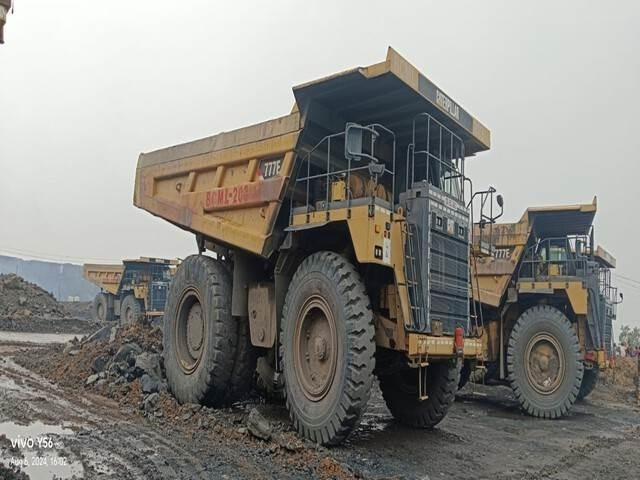 CAT 777E - Rigid dumper/ Rock truck: picture 4 CAT 777E - Rigid dumper/ Rock truck: picture 4