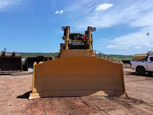 CAT D8T - Bulldozer: picture 3 CAT D8T - Bulldozer: picture 3