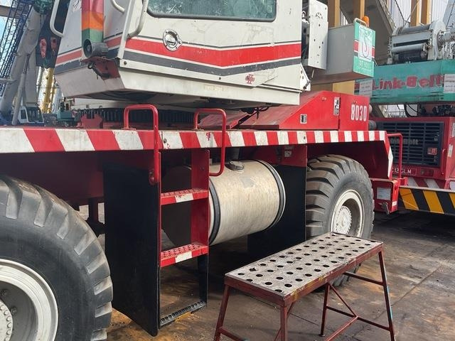 Link-Belt RTC 8030-2 - Rough terrain crane: picture 3 Link-Belt RTC 8030-2 - Rough terrain crane: picture 3