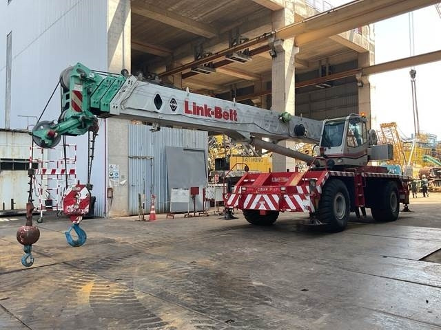 Link-Belt RTC8050-2 - Rough terrain crane: picture 2 Link-Belt RTC8050-2 - Rough terrain crane: picture 2
