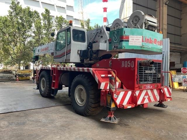 Link-Belt RTC8050-2 - Rough terrain crane: picture 3 Link-Belt RTC8050-2 - Rough terrain crane: picture 3