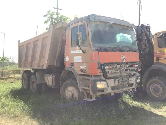 Mercedes-Benz ACTROS 3341 - Tipper: picture 4 Mercedes-Benz ACTROS 3341 - Tipper: picture 4