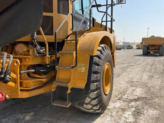 Articulated dumper CAT 745: picture 20