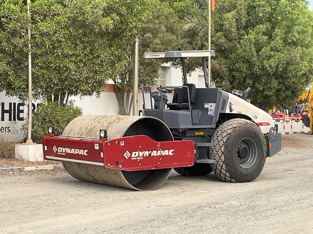 Dynapac CA305 - Compactor: picture 1 Dynapac CA305 - Compactor: picture 1
