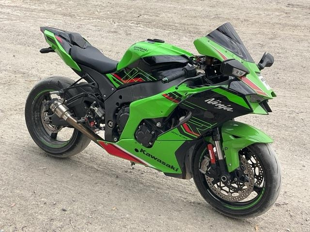 Kawasaki Ninja ZX10R - Motorcycle: picture 4 Kawasaki Ninja ZX10R - Motorcycle: picture 4