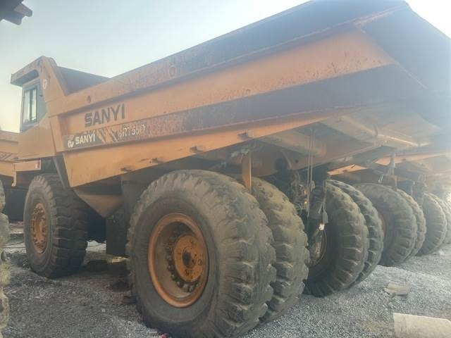 Sany SRT55D - Rigid dumper/ Rock truck: picture 2 Sany SRT55D - Rigid dumper/ Rock truck: picture 2