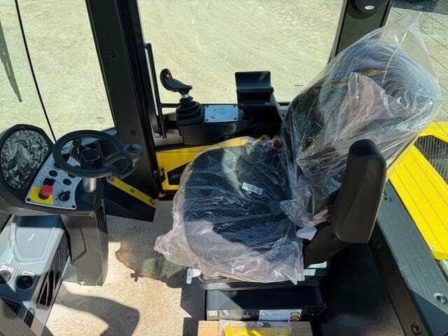 Compactor Bomag BW177D-5 PL: picture 14