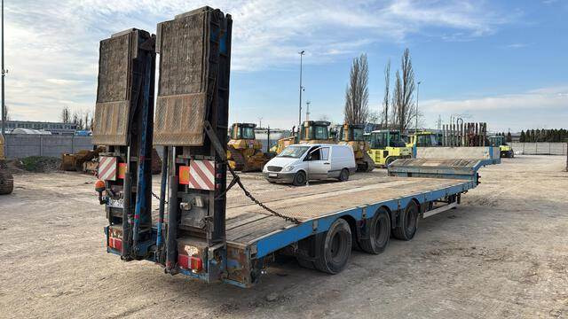 Nooteboom OSD - Low loader semi-trailer: picture 3 Nooteboom OSD - Low loader semi-trailer: picture 3