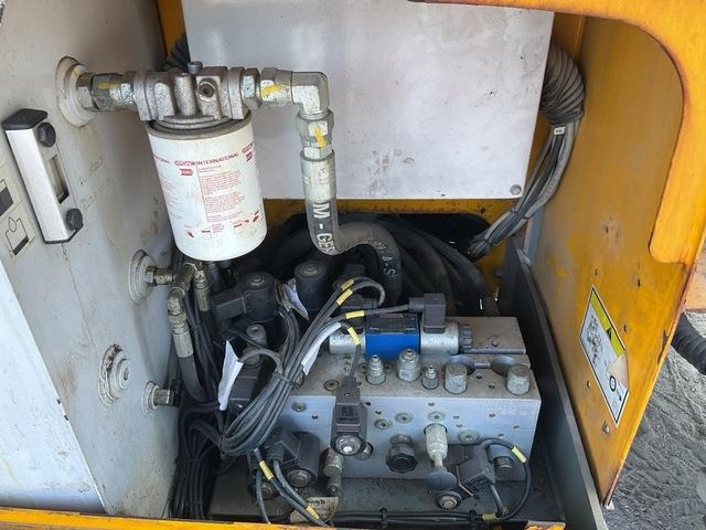 Haulotte Compact 12DX on lease Haulotte Compact 12DX: picture 19
