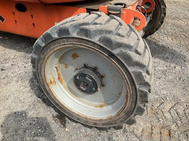Articulated boom JLG 600AJ: picture 16