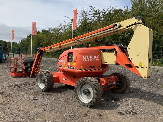JLG 600AJ - Articulated boom: picture 2 JLG 600AJ - Articulated boom: picture 2