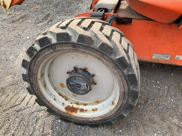 Articulated boom JLG 600AJ: picture 15