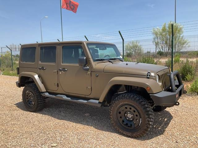 Jeep Wrangler JK Command - Car: picture 4 Jeep Wrangler JK Command - Car: picture 4