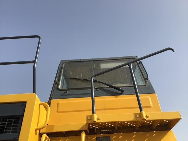 Rigid dumper/ Rock truck Komatsu HD785-5: picture 9