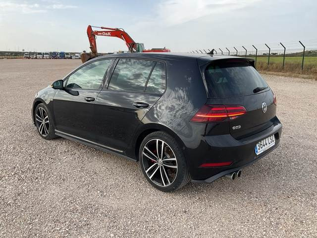 Volkswagen Golf - Car: picture 2 Volkswagen Golf - Car: picture 2
