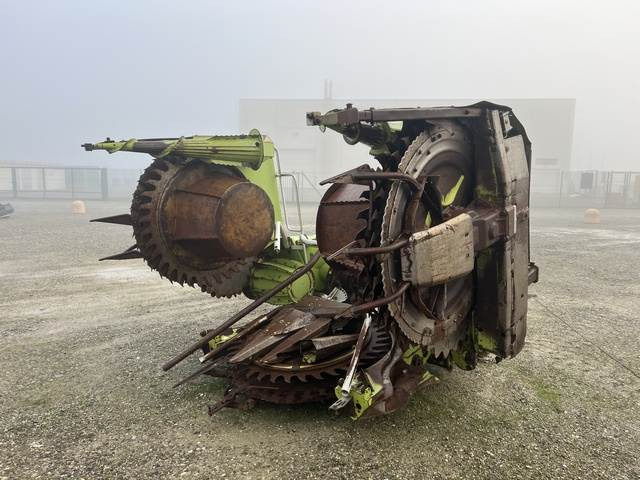 CLAAS RU 450 - Corn header: picture 1 CLAAS RU 450 - Corn header: picture 1
