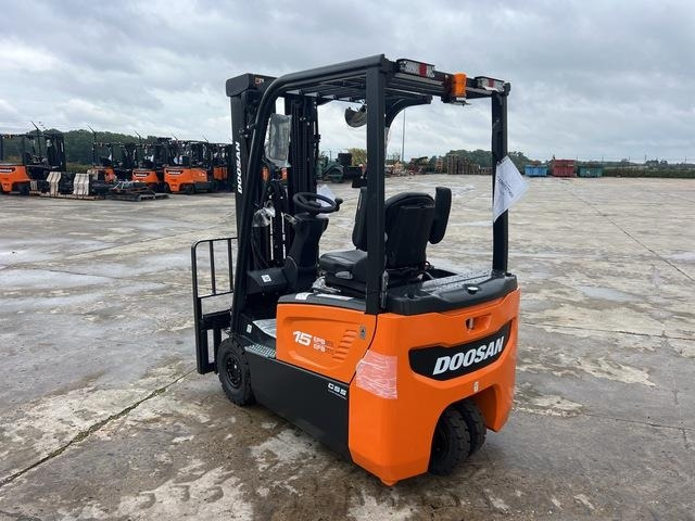 Doosan B15T-7 PLUS - Electric forklift: picture 2 Doosan B15T-7 PLUS - Electric forklift: picture 2
