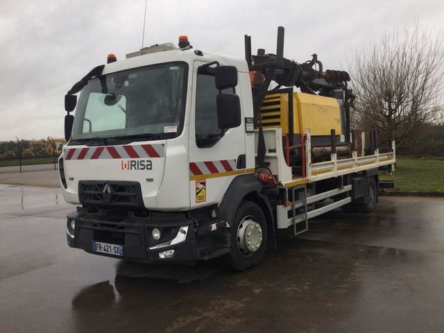 Renault D250 - Drilling rig: picture 1 Renault D250 - Drilling rig: picture 1