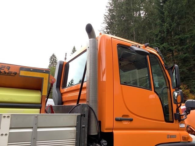 MB Trac Unimog U300 - Snow removal vehicle: picture 5 MB Trac Unimog U300 - Snow removal vehicle: picture 5