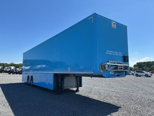 Lawrence David GRP Double Deck - Closed box trailer: picture 4 Lawrence David GRP Double Deck - Closed box trailer: picture 4