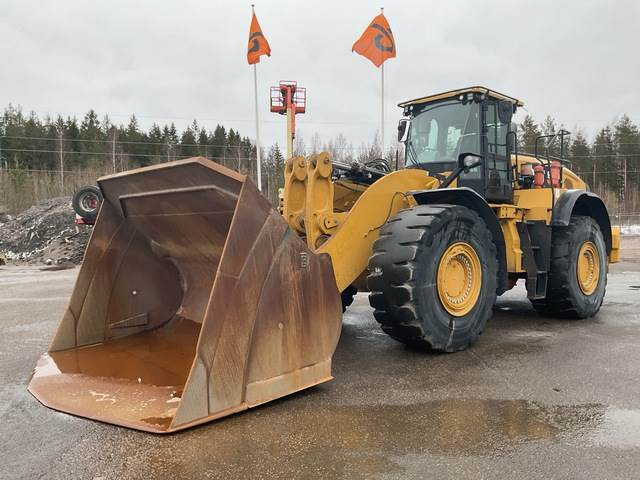 CAT 982M - Wheel loader: picture 1 CAT 982M - Wheel loader: picture 1