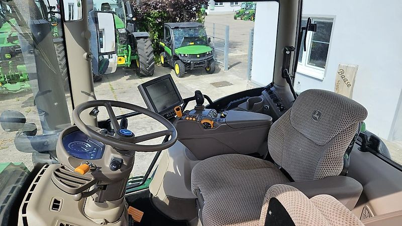 Farm tractor John Deere 6175R: picture 13