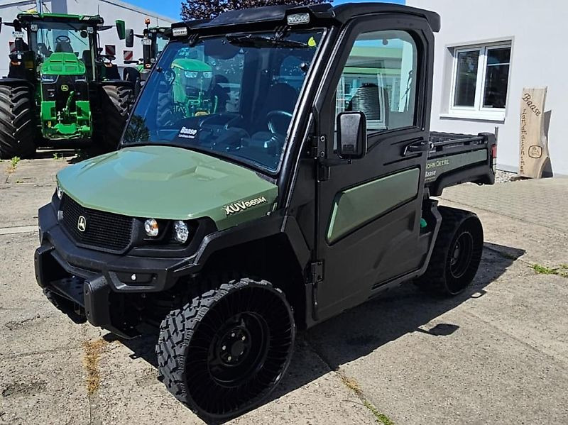 John Deere Gator XUV 865M - Farm tractor: picture 1 John Deere Gator XUV 865M - Farm tractor: picture 1