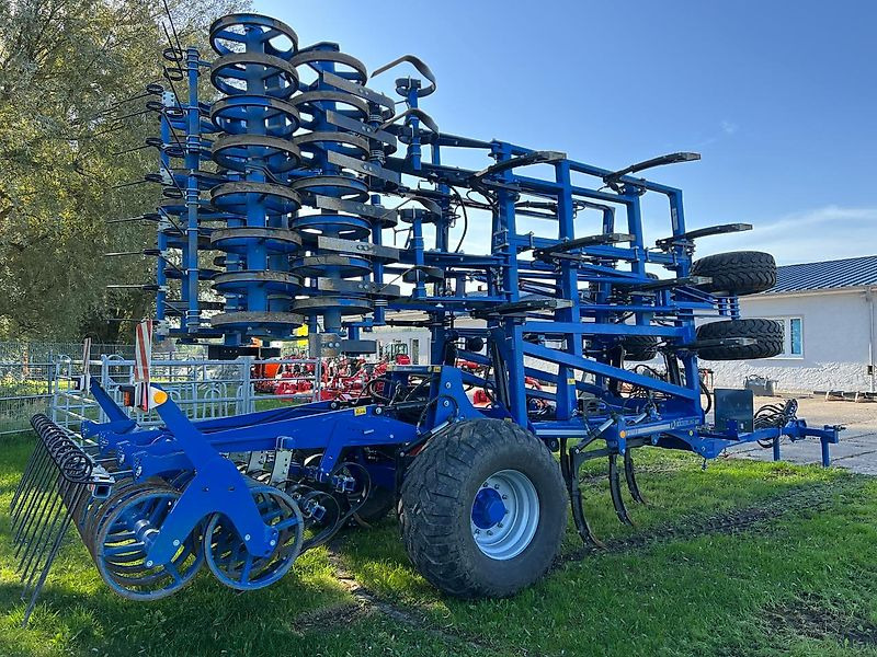 Köckerling Vector 620/460 hydraulische Steinsicherung - Cultivator: picture 1 Köckerling Vector 620/460 hydraulische Steinsicherung - Cultivator: picture 1