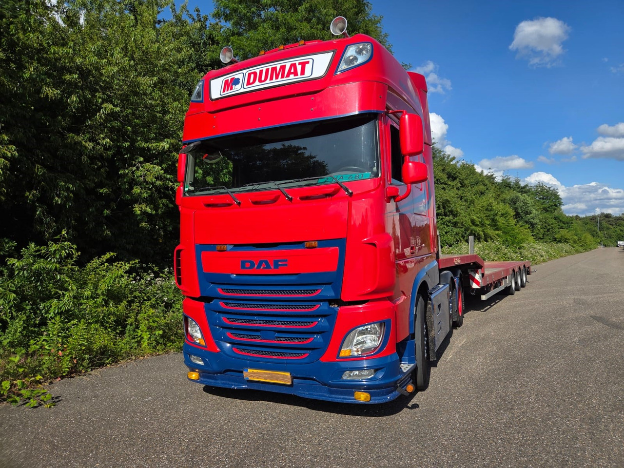 DAF XF 460 FTG 6x2 Super Spacecab + Nooteboom semi-dieplader - Cab chassis truck: picture 1 DAF XF 460 FTG 6x2 Super Spacecab + Nooteboom semi-dieplader - Cab chassis truck: picture 1