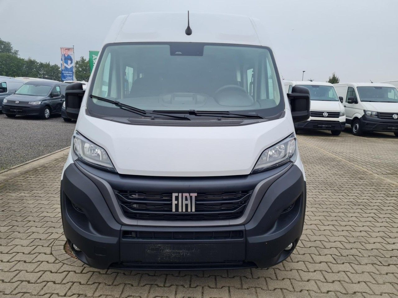 Fiat Ducato 35 Kasten Doka 7-Sitze 2x Schiebetür Maxi - Panel van, Combi van: picture 2 Fiat Ducato 35 Kasten Doka 7-Sitze 2x Schiebetür Maxi - Panel van, Combi van: picture 2