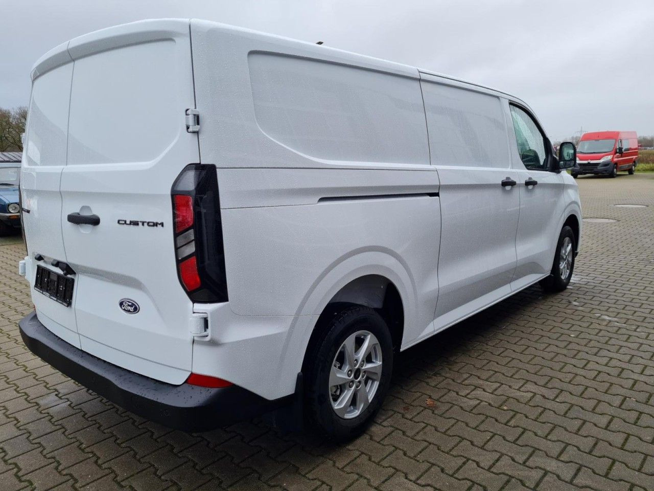 Ford Custom Kasten 320 L2 Trend ALU KLIMA LED TEMPOMA - Small van: picture 4 Ford Custom Kasten 320 L2 Trend ALU KLIMA LED TEMPOMA - Small van: picture 4