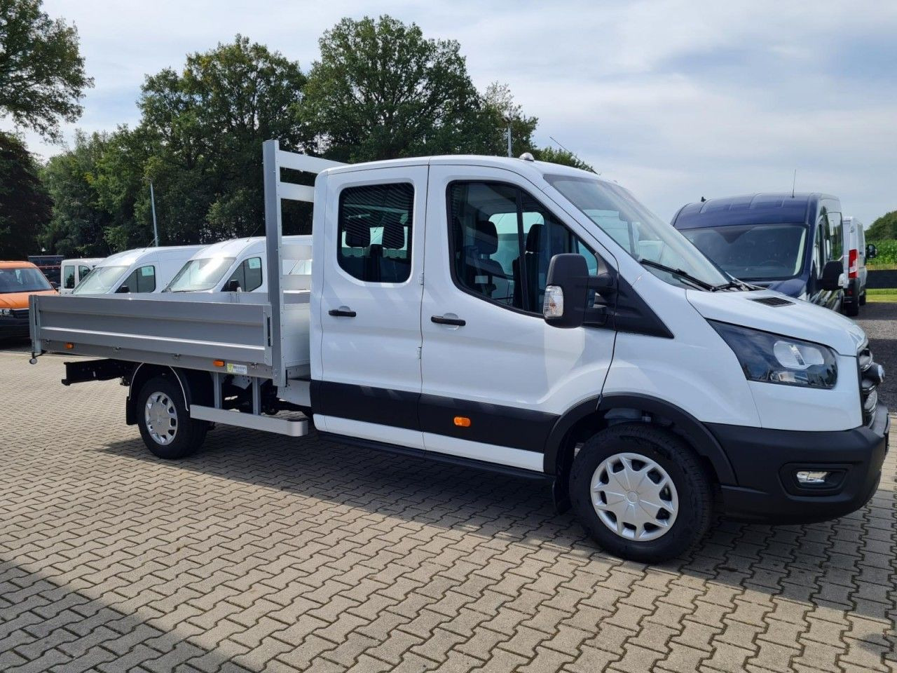 Ford Transit 350 Doka L3 L4 Trend RWD AHK KLIMA TEMPO - Flatbed van: picture 3 Ford Transit 350 Doka L3 L4 Trend RWD AHK KLIMA TEMPO - Flatbed van: picture 3