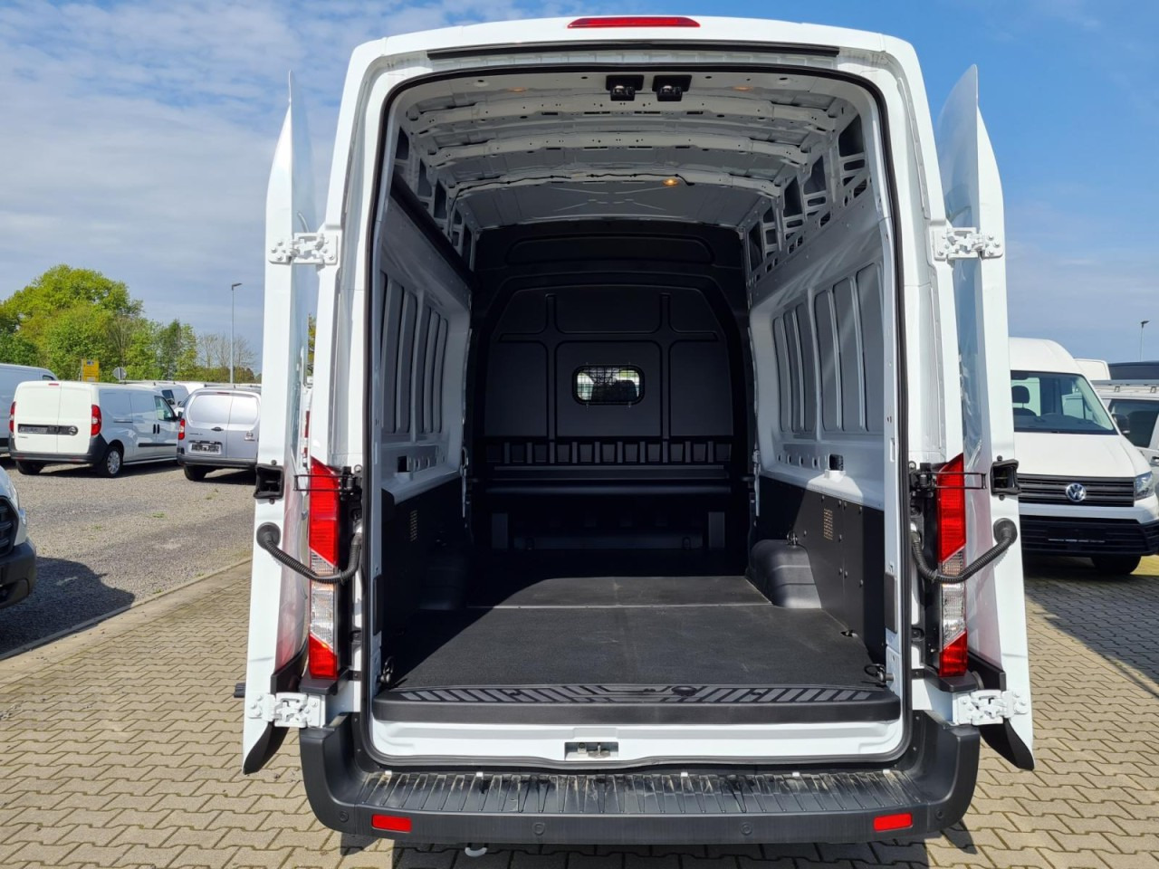 Ford Transit 350 Kasten L4H3 Doka Trend Mixto RWD - Panel van, Combi van: picture 5 Ford Transit 350 Kasten L4H3 Doka Trend Mixto RWD - Panel van, Combi van: picture 5