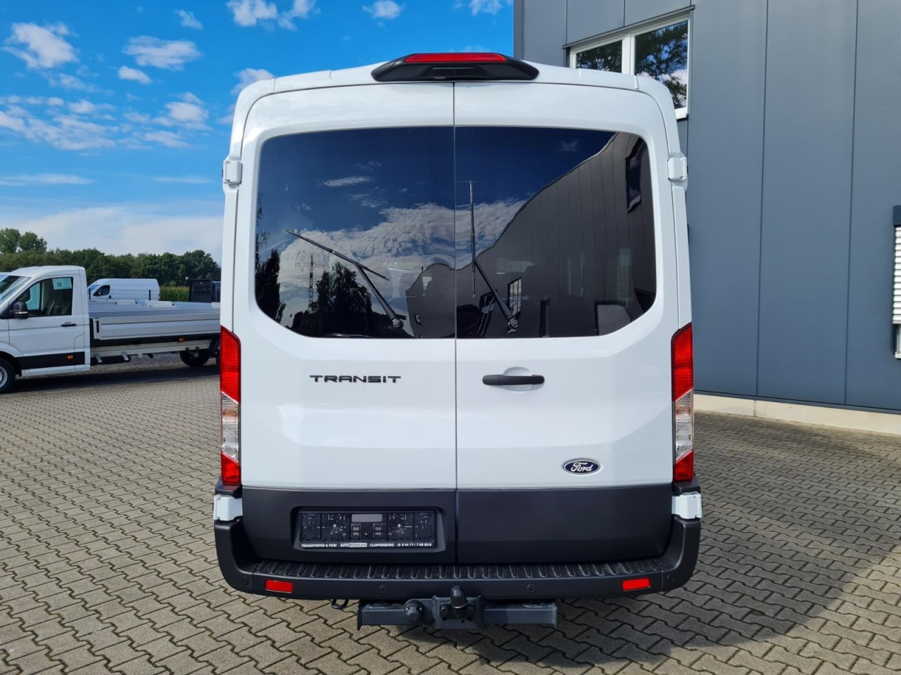 Ford Transit 350 Kombi TDCi L3 H2 Trend 9 Sitzer AHK - Minibus, Passenger van: picture 5 Ford Transit 350 Kombi TDCi L3 H2 Trend 9 Sitzer AHK - Minibus, Passenger van: picture 5