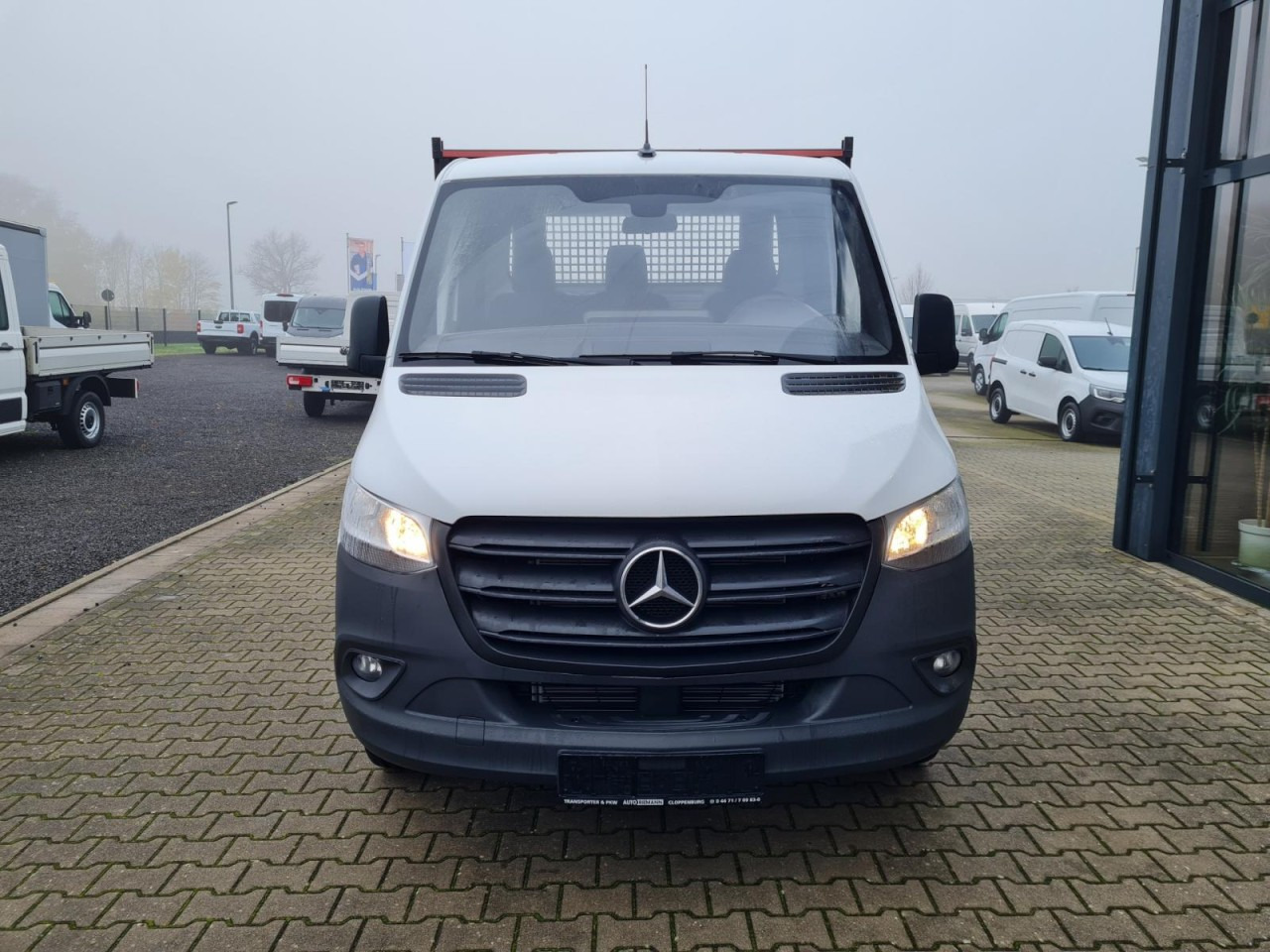 Mercedes-Benz Sprinter 315 AG Pritsche RWD AHK TEMPOMAT MBux - Flatbed van: picture 2 Mercedes-Benz Sprinter 315 AG Pritsche RWD AHK TEMPOMAT MBux - Flatbed van: picture 2