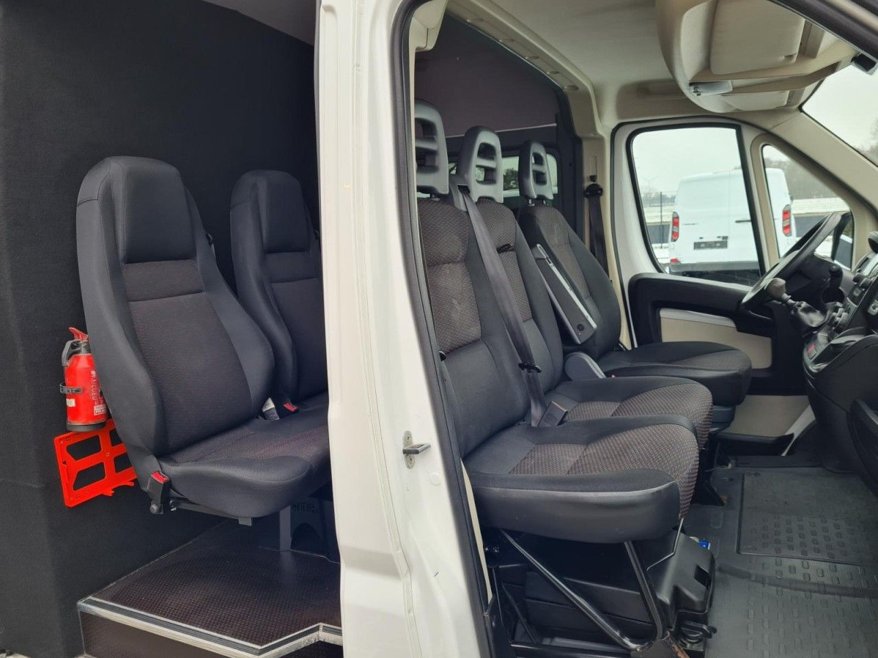 Peugeot Boxer Kasten L3H2 Doka 6-Sitze AHK PDC KLIMA - Small van, Combi van: picture 4 Peugeot Boxer Kasten L3H2 Doka 6-Sitze AHK PDC KLIMA - Small van, Combi van: picture 4