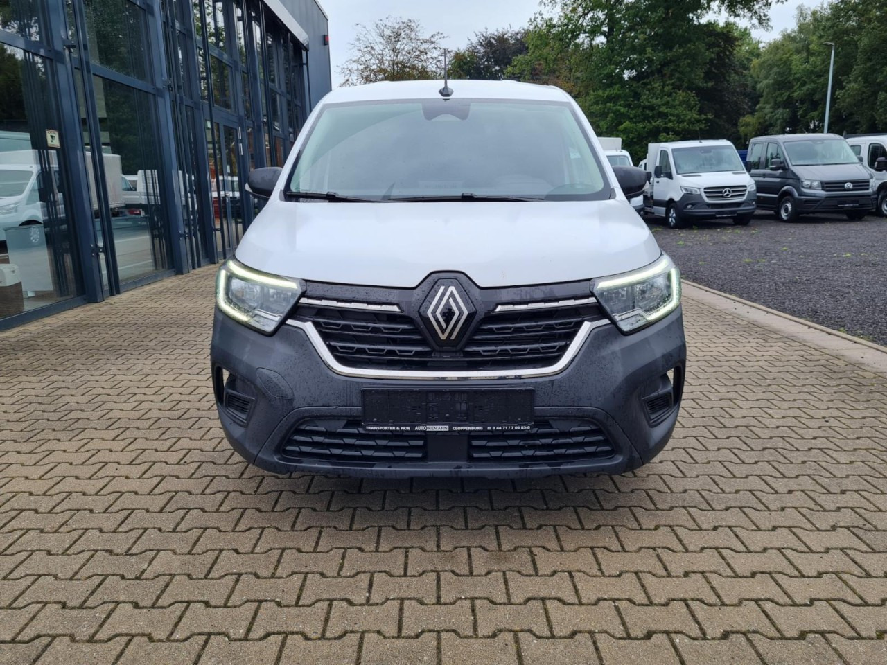 Renault Kangoo Van Kasten L1H1 TCe 1.3i KLIMA PDC TEMPOMAT - Small van: picture 2 Renault Kangoo Van Kasten L1H1 TCe 1.3i KLIMA PDC TEMPOMAT - Small van: picture 2