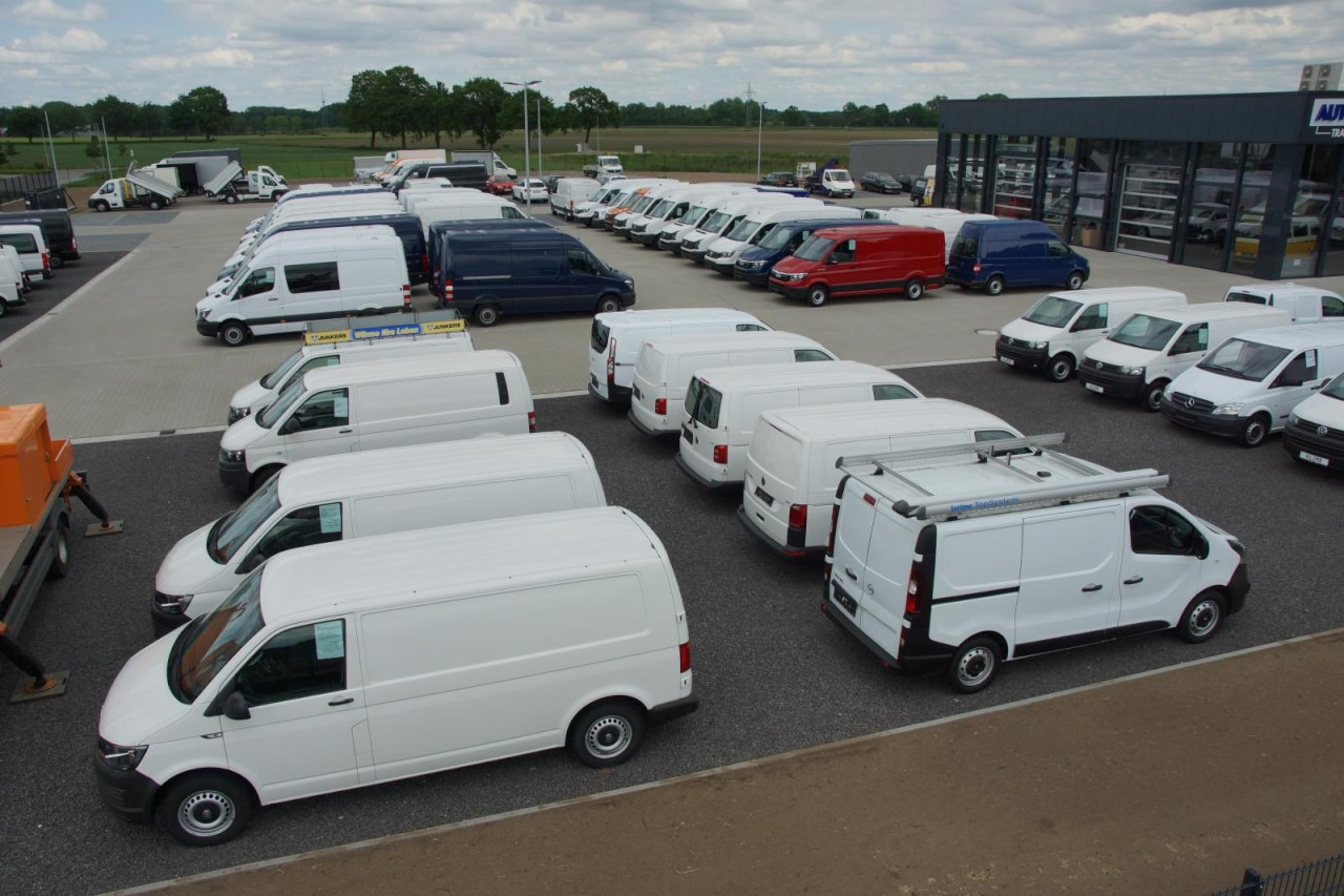 Panel van, Combi van Renault Master 35 Kasten LR Doka 6-Sitze 4x4 Allrad AHK KLIMA PDC: picture 19 Panel van, Combi van Renault Master 35 Kasten LR Doka 6-Sitze 4x4 Allrad AHK KLIMA PDC: picture 19