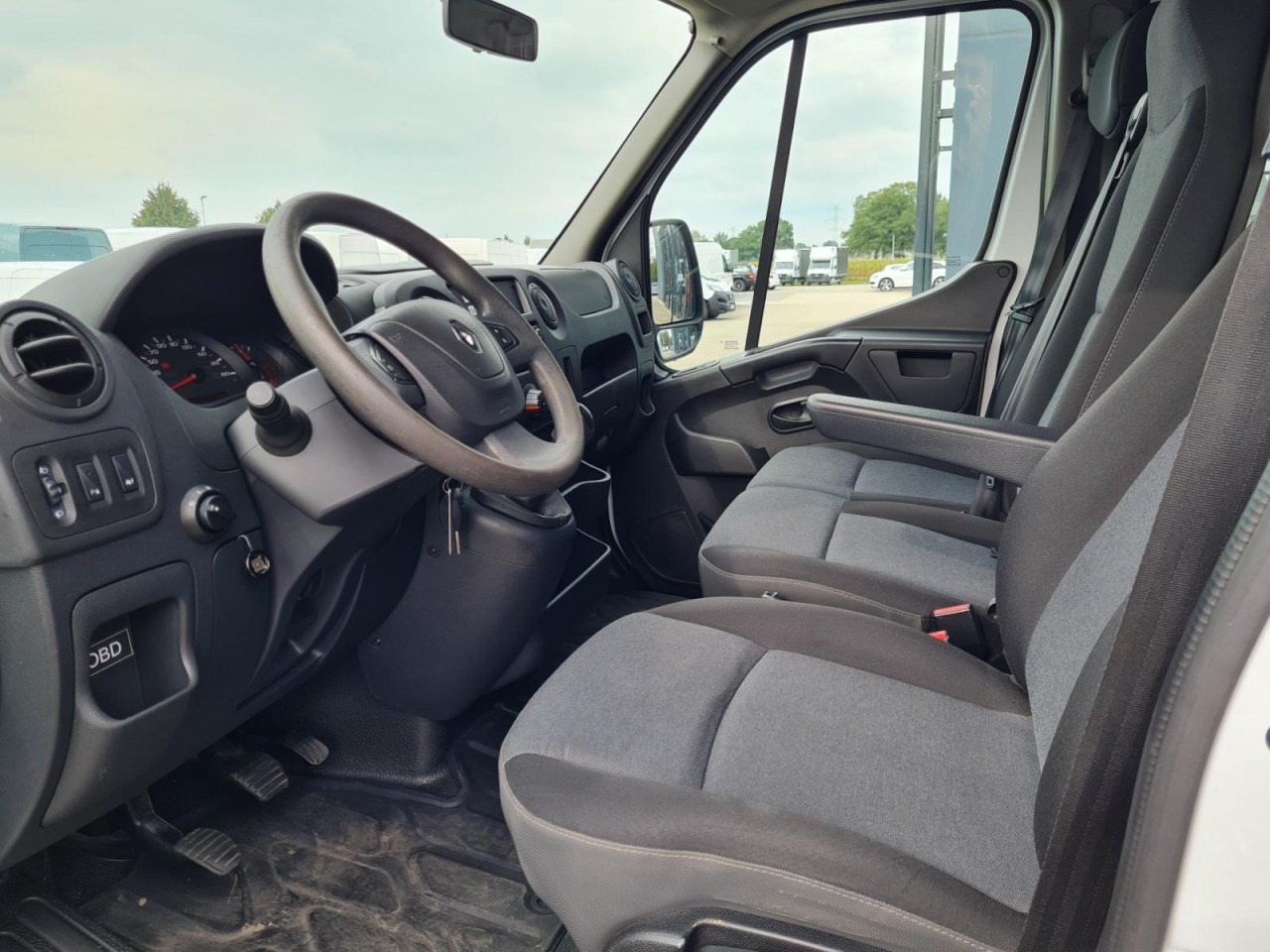Panel van, Combi van Renault Master 35 Kasten LR Doka 6-Sitze 4x4 Allrad AHK KLIMA PDC: picture 8 Panel van, Combi van Renault Master 35 Kasten LR Doka 6-Sitze 4x4 Allrad AHK KLIMA PDC: picture 8