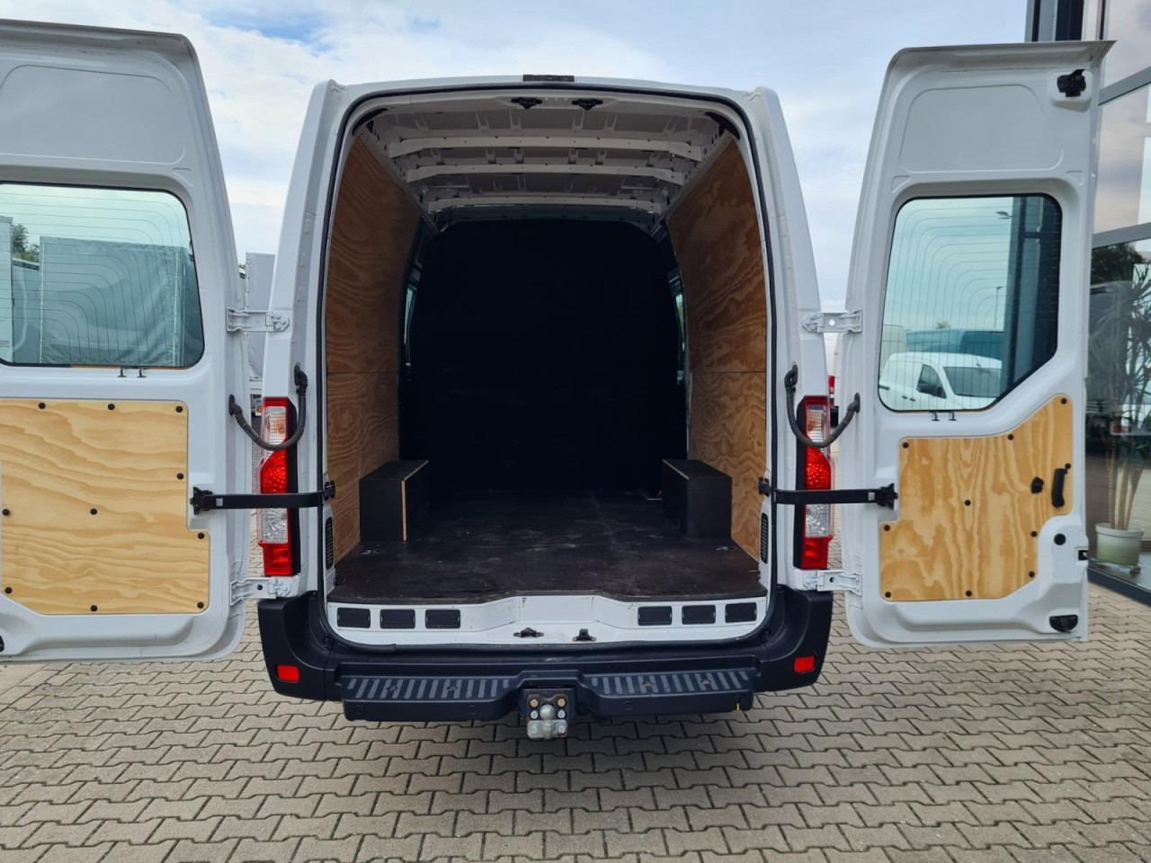 Panel van, Combi van Renault Master 35 Kasten LR Doka 6-Sitze 4x4 Allrad AHK KLIMA PDC: picture 16 Panel van, Combi van Renault Master 35 Kasten LR Doka 6-Sitze 4x4 Allrad AHK KLIMA PDC: picture 16