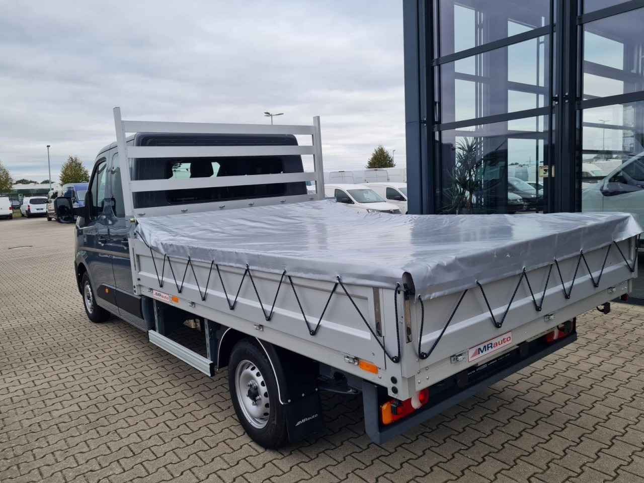 Flatbed van, Combi van Renault Master 35 New Doka lang L3 AG Klima Komfort Tempomat: picture 7 Flatbed van, Combi van Renault Master 35 New Doka lang L3 AG Klima Komfort Tempomat: picture 7