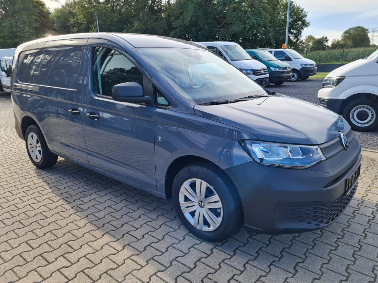 Volkswagen Caddy Kasten Cargo TDI Maxi PDC KLIMA TEMPOMAT - Small van: picture 3 Volkswagen Caddy Kasten Cargo TDI Maxi PDC KLIMA TEMPOMAT - Small van: picture 3