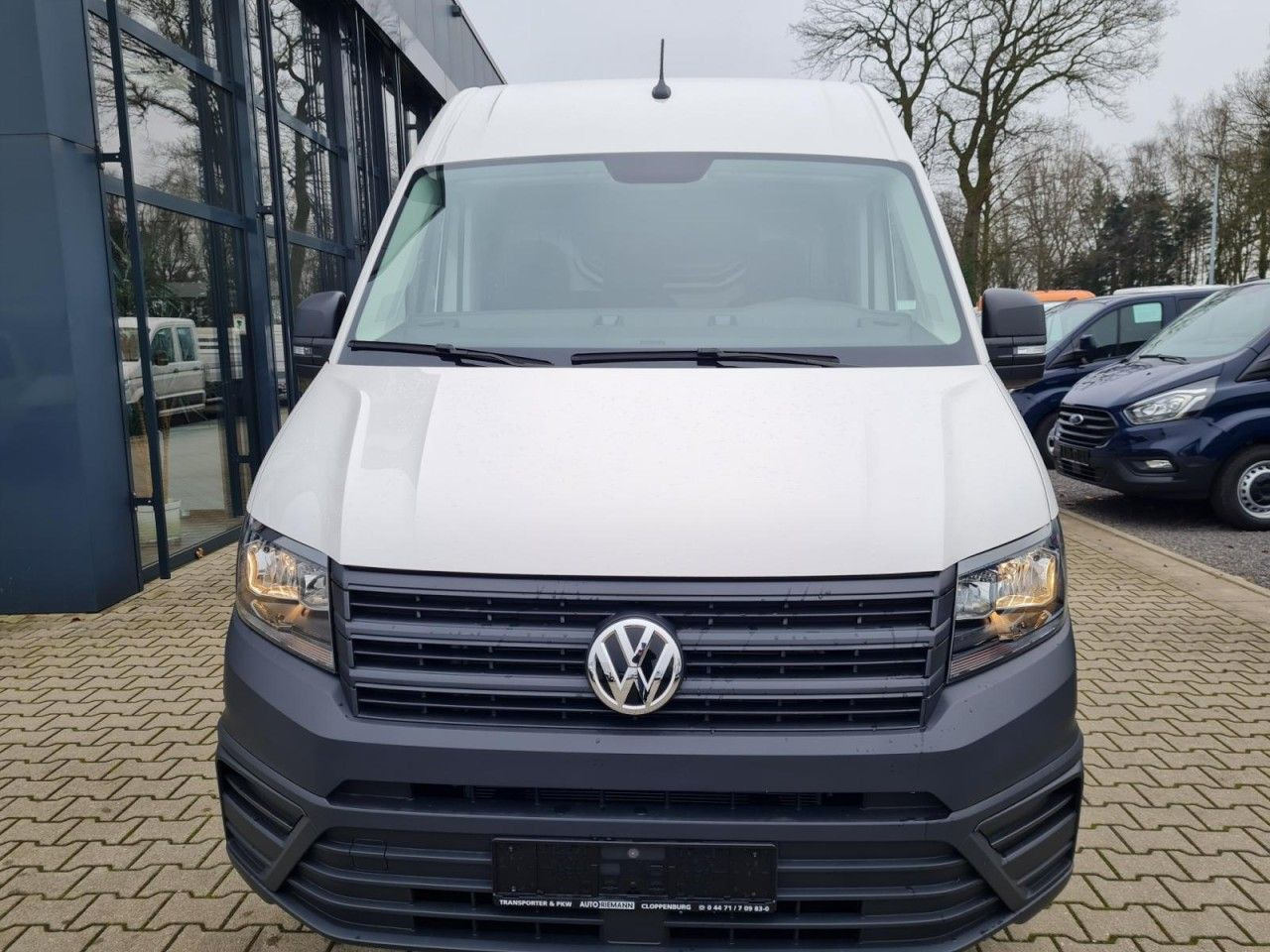 Volkswagen Crafter 35 Kasten MR hoch KLIMA KAMERA NAVI/APP - Panel van: picture 2 Volkswagen Crafter 35 Kasten MR hoch KLIMA KAMERA NAVI/APP - Panel van: picture 2