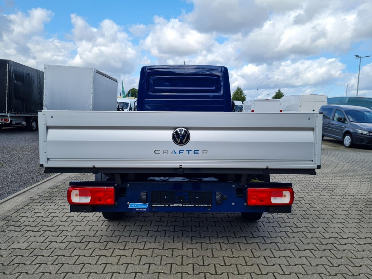 Volkswagen Crafter 35 Pritsche TDI L3 KLIMA TEMPOMAT 3 Sitzer - Flatbed van: picture 5 Volkswagen Crafter 35 Pritsche TDI L3 KLIMA TEMPOMAT 3 Sitzer - Flatbed van: picture 5