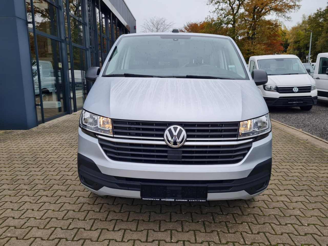 Volkswagen T6.1 Caravelle TDI lang 9 Sitzer 2 Schiebetüren Trendl. - Combi van: picture 2 Volkswagen T6.1 Caravelle TDI lang 9 Sitzer 2 Schiebetüren Trendl. - Combi van: picture 2