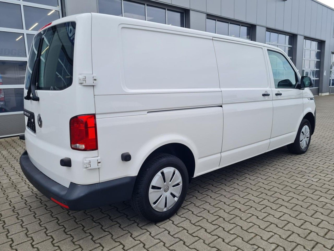 Volkswagen T6.1 Kasten lang Flügeltüren KLIMA KOMFORT PDC - Small van: picture 4 Volkswagen T6.1 Kasten lang Flügeltüren KLIMA KOMFORT PDC - Small van: picture 4
