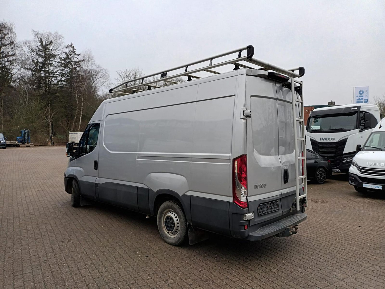 Iveco Daily 35S12V 3520L AHK Dachträger 85 kW (116 ... - Panel van: picture 2 Iveco Daily 35S12V 3520L AHK Dachträger 85 kW (116 ... - Panel van: picture 2